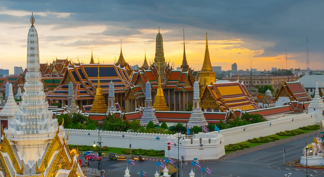 Храм Изумрудного Будды Ват Пхракэу (Wat Phra Kaew)