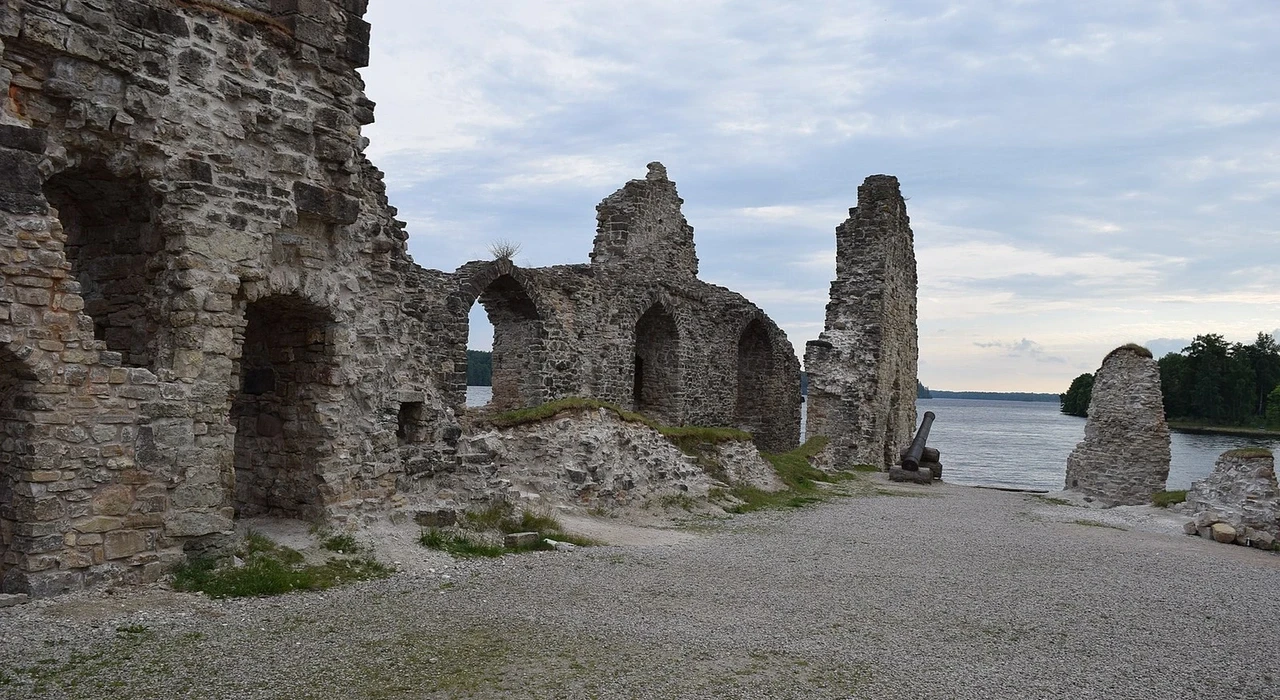 Руины Кокнесского замка, Латвия