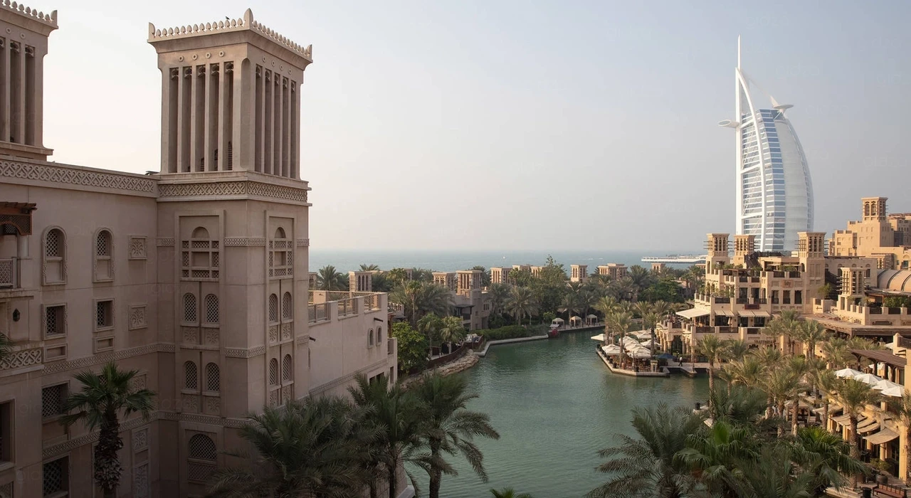 Отели и виллы с видом на Будж Аль-Араб
