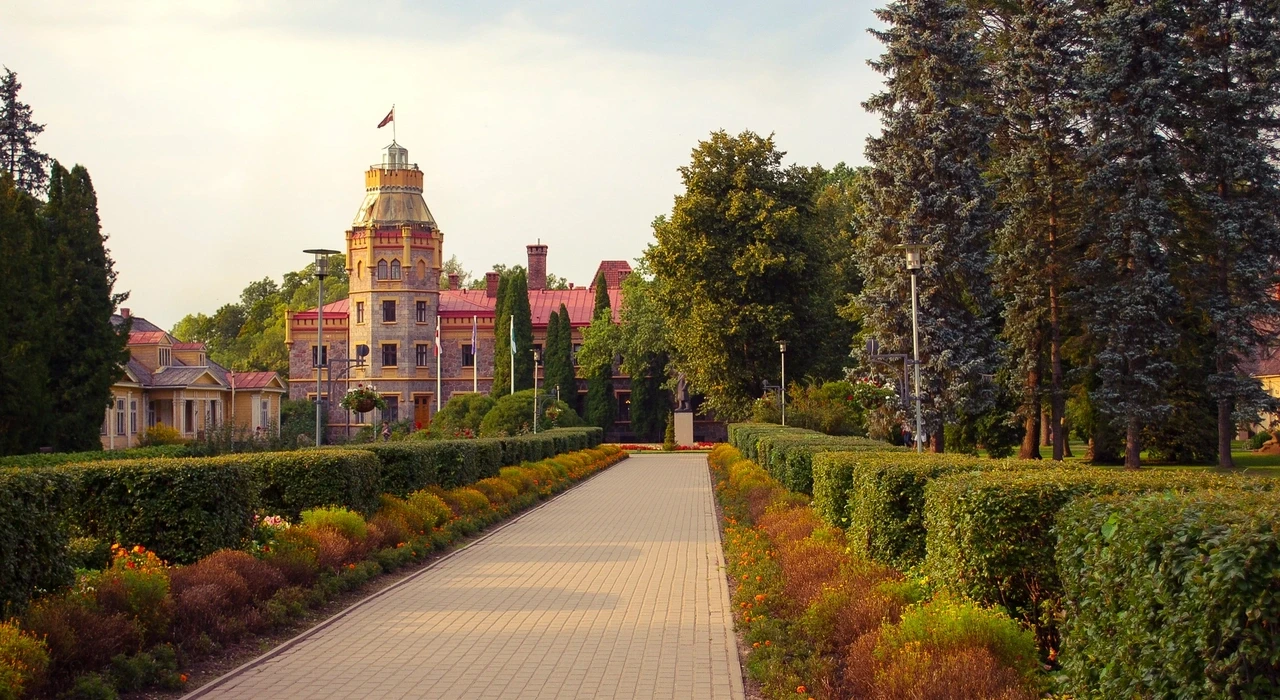Сигулдский дворец, Сигулда, Латвия