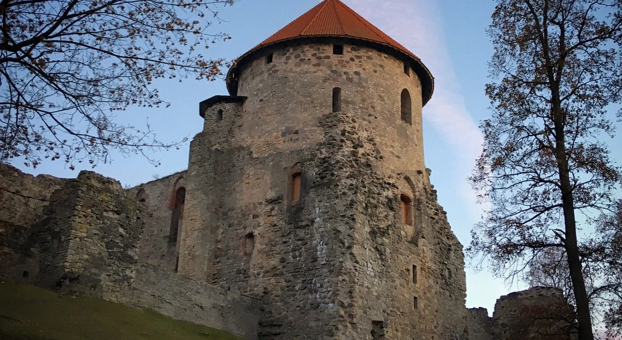 Цесисский средневековый замок, Латвия