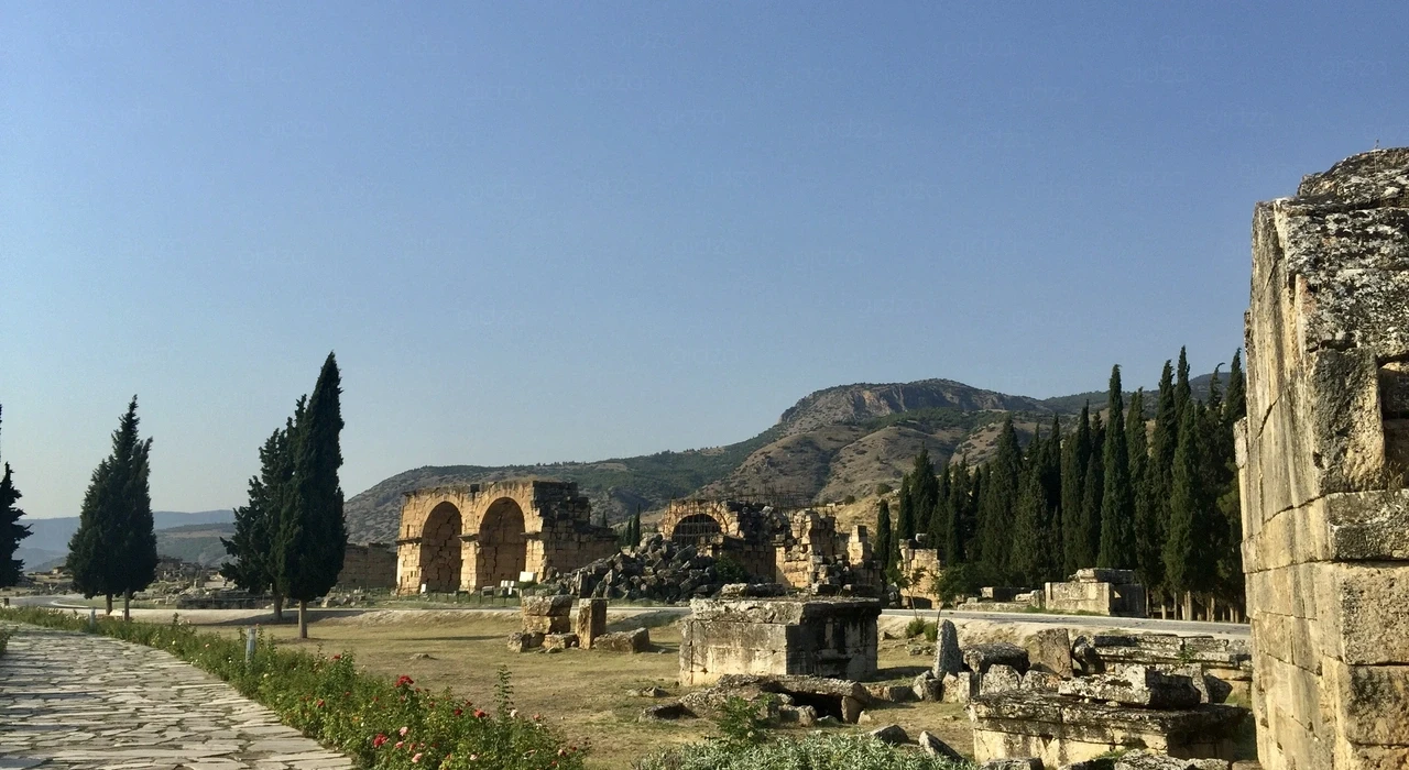 Живые руины Иераполиса